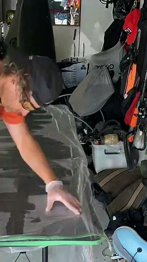 Carbon Vacuum Laminate surfboard (half)