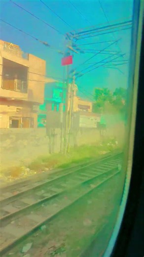 19|50.Watching life pass by through the train window… feeling everything at once 💛