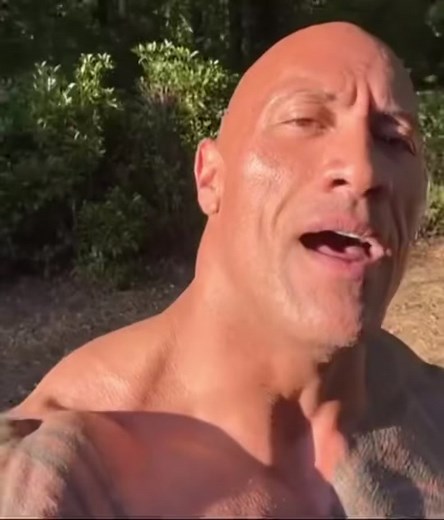 誕生日の人にはこちらをお送りくださいきっと喜ぶと思います#therock #dwaynejohnson #happybirthday #誕生日 #fypシ #fyp #年末 #wwe