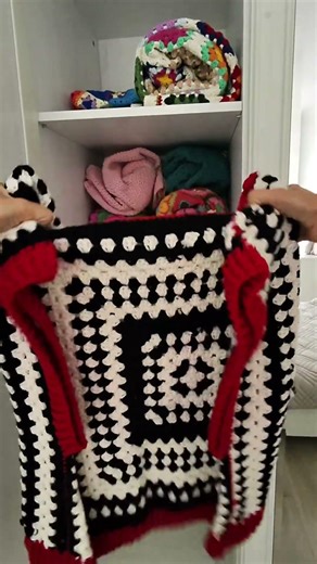 The Bulky Oversized Pullover: because some patterns are too good to make just once. 🔄