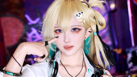 COS琳奈热舞30分钟！竖屏来了～