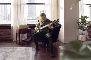 A Guitarist’s Guide to Playing Bass - Yamaha Music