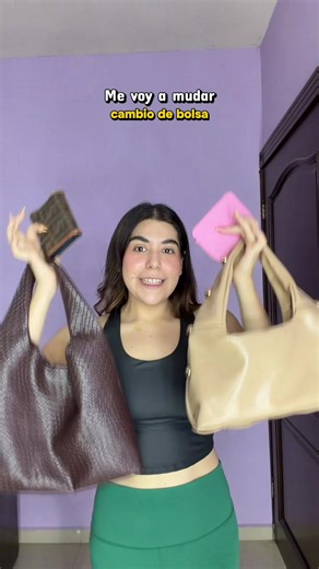 🤭🤭 #mujeres #parati #vlog #bolsa #pursetok | Changing My Purse