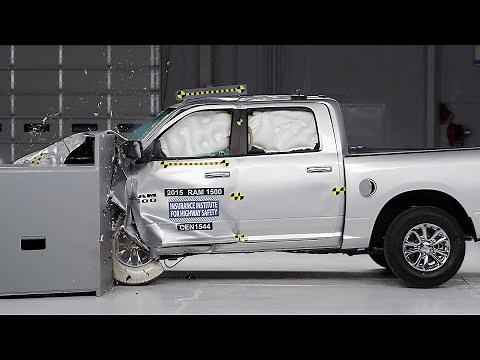 2015 Ram 1500 crew cab driver-side small overlap IIHS crash test
