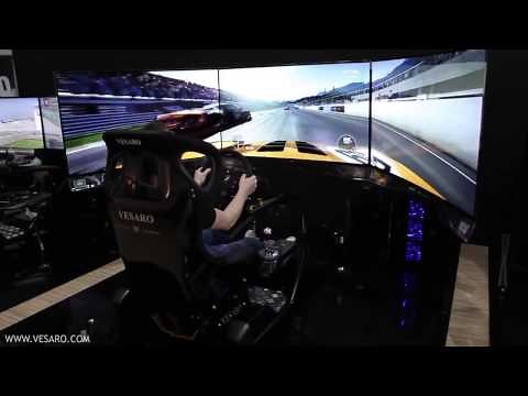 Simulateur de conduite avec 3 écrans OLED HD incurvés