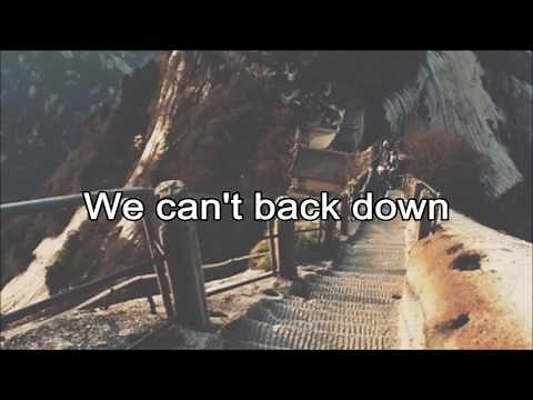 Tiësto - Red Lights (Lyrics)