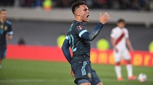 Argentina venció a Perú con un gol de Lautaro Martínez y sigue en la senda ganadora