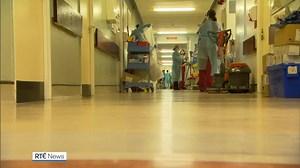 The Department of Health has tonight made significant changes around PCR testing for those with Covid symptoms. There is also an update to the rules around the isolation period for many people who test positive for the virus. | More: https://bit.ly/3Jsd7oH | RTÉ News