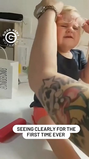 Priceless: the moment this girl sees for the first time... her expression says it all. 🥺🥺🥺 Enjoy this beautiful world. 😍 | Freedom Alchemist