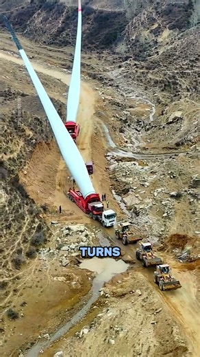 Extreme Transport! Tractors & Trucks Moving Massive Wind Blades