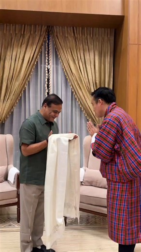 Honoured to receive the best wishes of His Majesty Jigme Khesar Namgyel Wangchuck, the King of Bhutan on our Govt taking oath for the third consecutive term. I am grateful to him for his personal message of warmth and good luck.Under the leadership of Hon'ble Prime Minister Shri @narendramodi ji and His Majesty, the Indo-Bhutan relationship has touched new heights. I am certain Assam will play an important role in taking forward these civilisational ties and pushing the development of both Assam