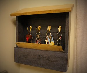 Diy Pallet Wood Key Holder