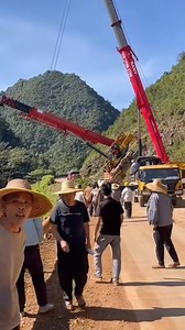 1.5M views · 12K reactions | Very DUMB accident ! I think no one at the job site can understand WHY didn't the operator wire down more. WHAT exactly they are trying to lift out from the slope ? #cranepedia #crane #heavyequipment #machinery #CraneAccident | Cranepedia | Facebook