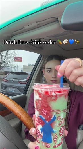 YOY HAVE TO TRY THIS DUTCH BROS ORDER 🍍🥥💙 @Dutch Bros Coffee #fyp #viral #dutchbros #dutchbrosorders #dutchbroscoffee