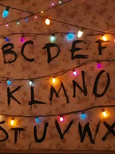 They officially declared the Lab empty after the series finale. They were wrong. Something is still drawing power from the other side. 🔋🩸 Is it a glitch, or is someone still trying to reach us? #strangerthings #hawkinslab #upsidedown #vecna #foundfootage