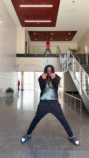 we getting chased😂🔥 hoodie from @aelfriceden_official🔥 use code “car15” for 15% off #explorepage✨ #cartknowing #fypシ #viral