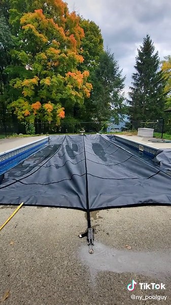 Efficient Time-Lapse Pool Cover Installation Process