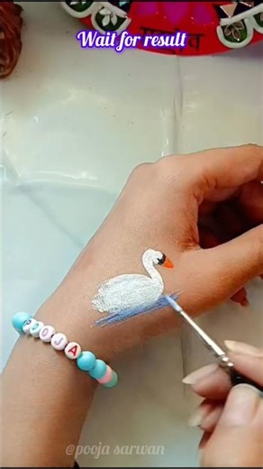 WHAT? Hand painting 😱🦢 #shortvideo #youtubeshorts