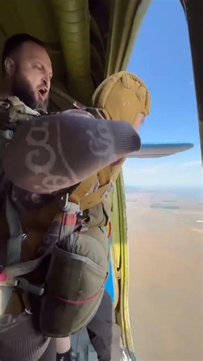 I Almost Backed Out… Then I Jumped 😬🪂 #skydive #skydiving #extremesports