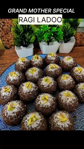 Traditional Ragi Ladoo from Grandma’s Kitchen 🤎#food#recipe#ragi#laddu#explorepage#fyp