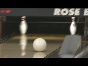 Walls Jr. spares 7-10 split