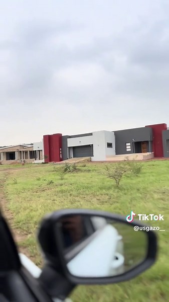 uSgazo__ (@usgazo__)’s videos with Ngibongiseni - Sjava