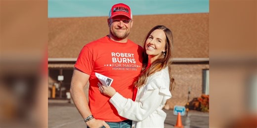 Monroe City Council casts a vote of no-confidence against mayor