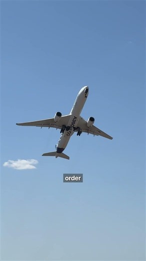 Agile Airbus! (A350 STUNNING Flying Display at Farnborough Airshow 2026)