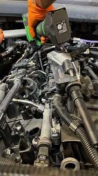 Replacing Spark Plugs on a 2024 BMW B58N Engine G05 X5 40i #bmw #diy