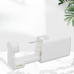 [Hot Item] Disposable Low-Pain Self Ear Piercing Gun with 316L Stainless Steel Ear Rings Safety Ear Piercing Gun Kit Tools