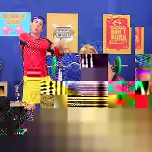 Bubble Gum Blowing Battle | Troom Troom