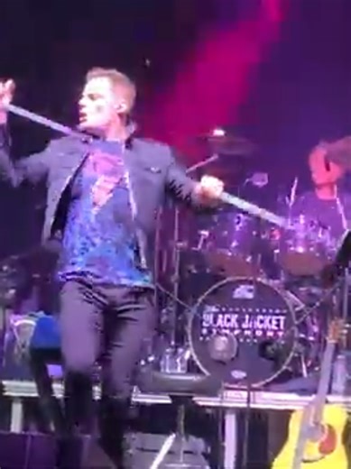 Black Jacket Symphony Performs Queen in Loudon