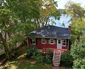 19 Lakeshore Dr, Holliston, MA 01746 - MLS 73298212 - Coldwell Banker