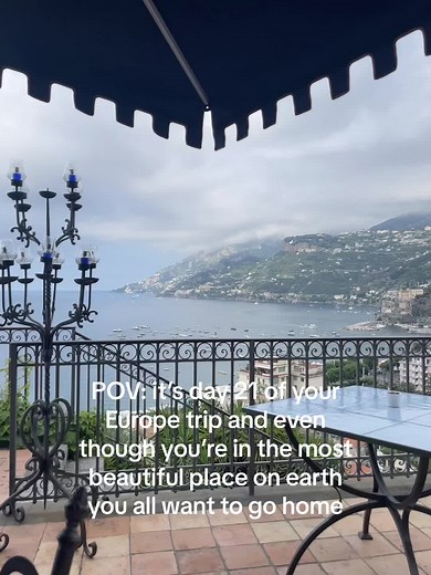 We’ve had the best time and we are so lucky to be here, BUT three weeks is a lot 🫠 #europeansummer #europe #italy #amalficoast #maiori #whitelotusseason2 #traveltok #travelwithkids #hotelbotanicosanlazzaro