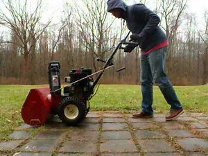 Toro Model 724 Snow Blower with Electric Start.