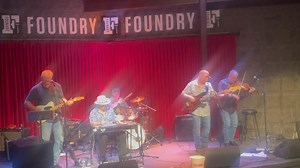 3.2K views · 84 reactions | There are 6 solos in the song. 2 guitar, 2 steel and 2 fiddle. Which one is your favorite? Don’t hear solos in today’s mainstream country music! I wonder why? | Country River Band | Facebook