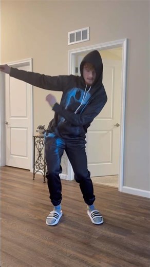 do the Floss dance with me😅😎🔥🔥🕺🕺🕺