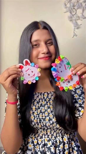 Nisha Ghosh | content creator on Instagram: "Tiny Hair clip hack ✅ . . .#reels #hair #hairstyle #hairtutorial #hacks"