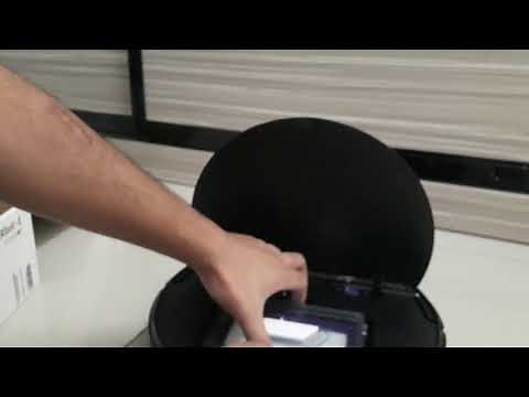 Unboxing Samsung POWERbot-e VR5000 Robotic Vacuum Cleaner