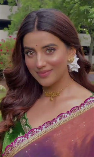💗😘Akshara Singh new saree images💗😘#trendingreel#trendingsong#💗☺️🫂😍