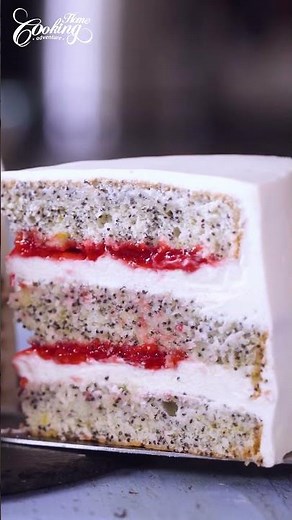Ultimate Strawberry Poppy Seed Cake!