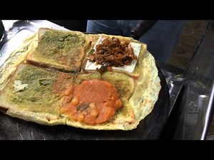 Chennai street food - King of Bread omelette - Indian Street Food