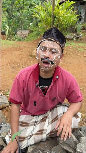 kena semburan bersin