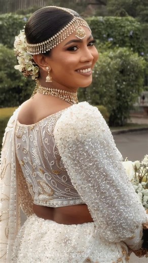 PhotoBug Weddings on Instagram: "Hasini & Nadeesha 💫🤍 @photobug_weddings #wedding #weddingphotography #weddingday #photobugweddings #brideandgroom"