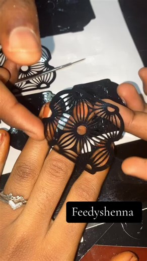 Stunning Henna Art and Inspiration