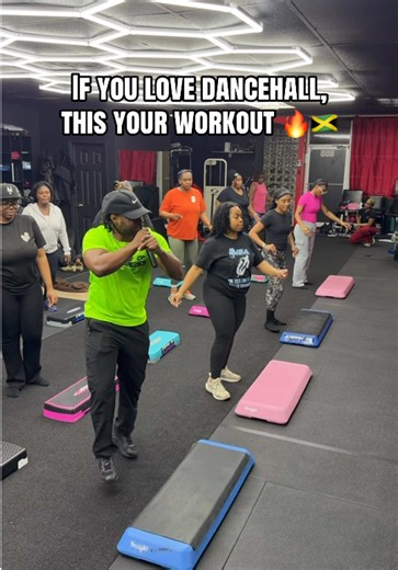 It’s been a while since we’ve done a dancehall routine 🔥🇯🇲 Big up the whole class because everyone showed up, caught the rhythm, and killed the routine to @mavadogully new song 🔥👏🏾 This is a Dancehall step aerobics workout — high-energy cardio mixed with step aerobics, real music, and a room full of people moving together. Sweat, rhythm, and pure vibes from start to finish. And the best part? It’s not just a workout. People come here for cardio… but they stay because of the vibes, the frie