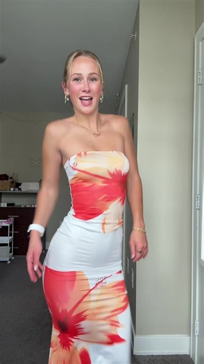 Stylish Midi Dress Ideas for Your Summer Vacation