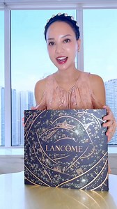 Unbox advent calendar của Lancome. Đây là link sa.le Lancome nha: https://hannaholala.com/search?type=product&q=Lancome | HannahOlala