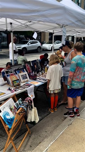 1.3K views · 18 reactions | The Woodlands Arts Council’s Young Makers Market is TODAY until 2 PM at Market Street in The Woodlands. Read more at https://hellowoodlands.com/young-makers-market-to-showcase-over-40-young-artists-this-saturday-in-market-street/ (link in bio) @thewoodlandsartscouncil @shopmarketstreet | Hello Woodlands | Facebook