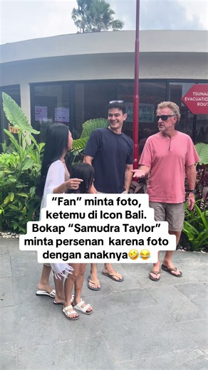 Samudra Taylor Temui Fans di Icon Bali
